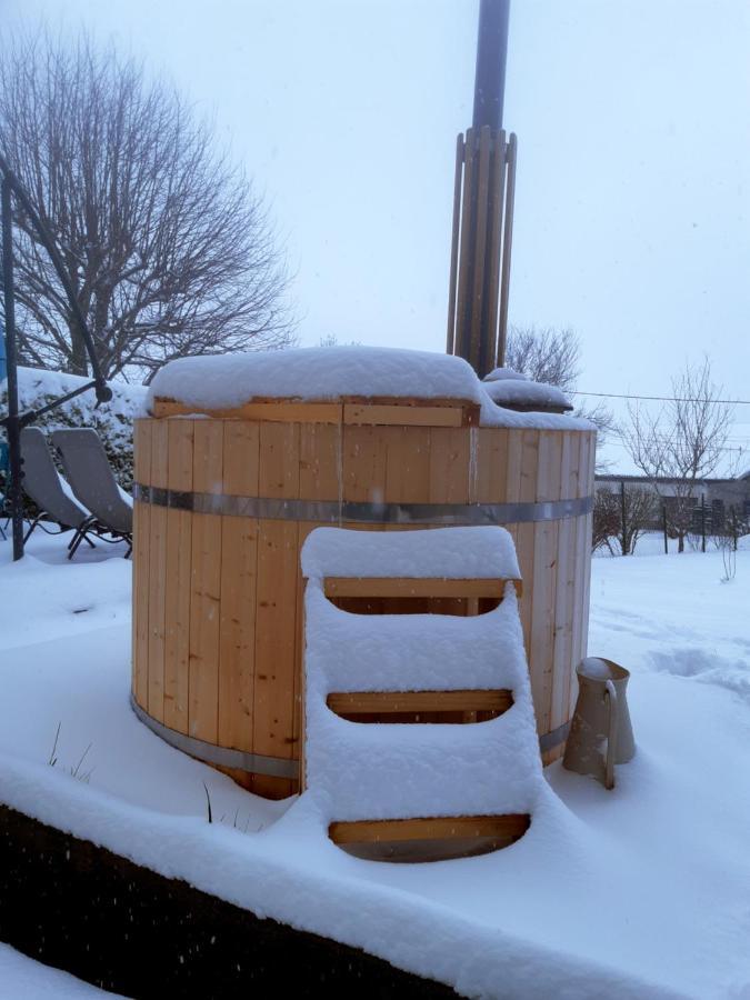 La Maison Horlogere , Spas Et Bain Nordique Les Fontenelles エクステリア 写真